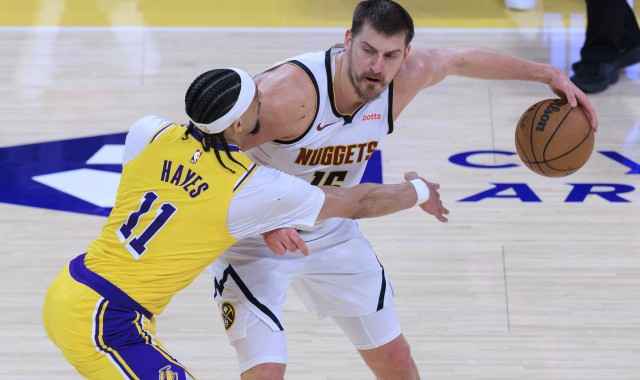 世界杯手机观看app下载-斯玛特：我们对约基奇采取了不同的防守方式 很多甚至是临场发挥