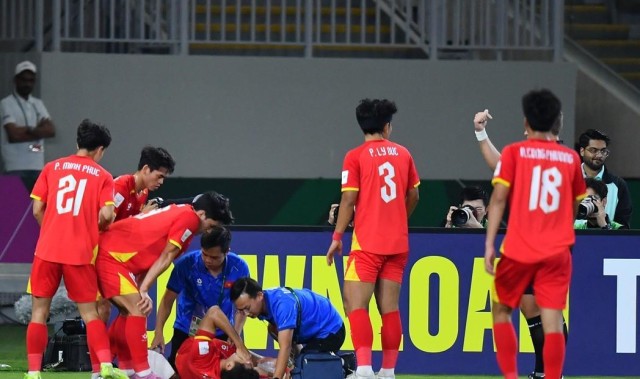 世界杯高清赛事平台入口-官方：越南U23伤退中卫右膝前十字韧带撕裂，回国后接受手术