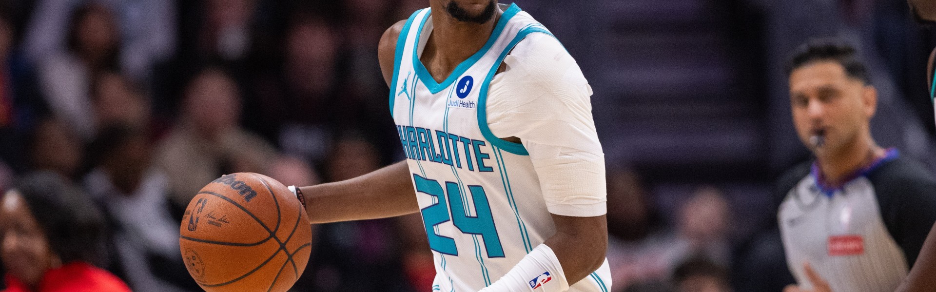 世界杯官方直播软件下载中心官网-各种铁还投得多！米勒全场手感冰凉 两分球7中0&amp;三分7中2