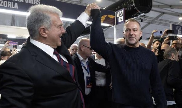 世界杯官方直播软件下载中心官网-马卡列拉波尔塔连任后任务：回归1-1后买前锋、完成诺坎普项目